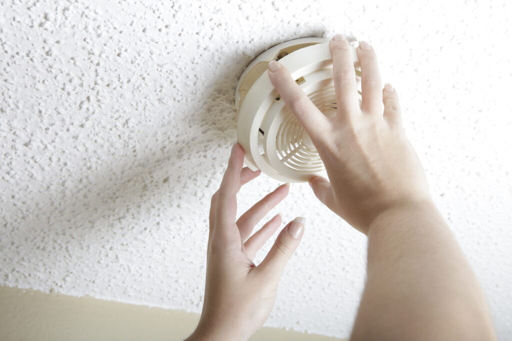 Installing a Smoke Detector 